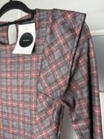 Vestido cuadros hombreras - Imagen 5