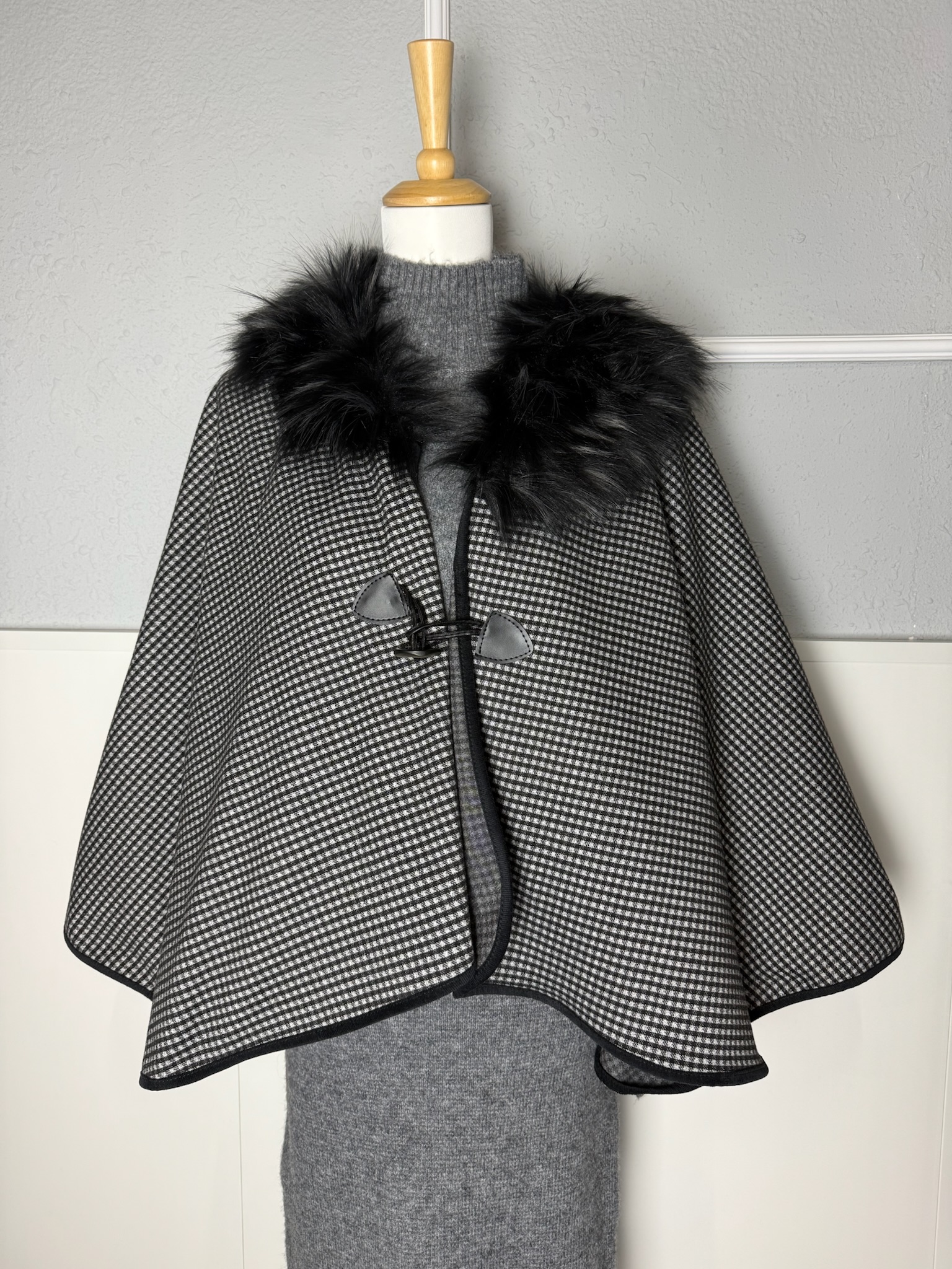 IMG_2485 Capa pata de gallo - Imagen 1