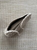 Bolso de piel trenzado beige - Imagen 4