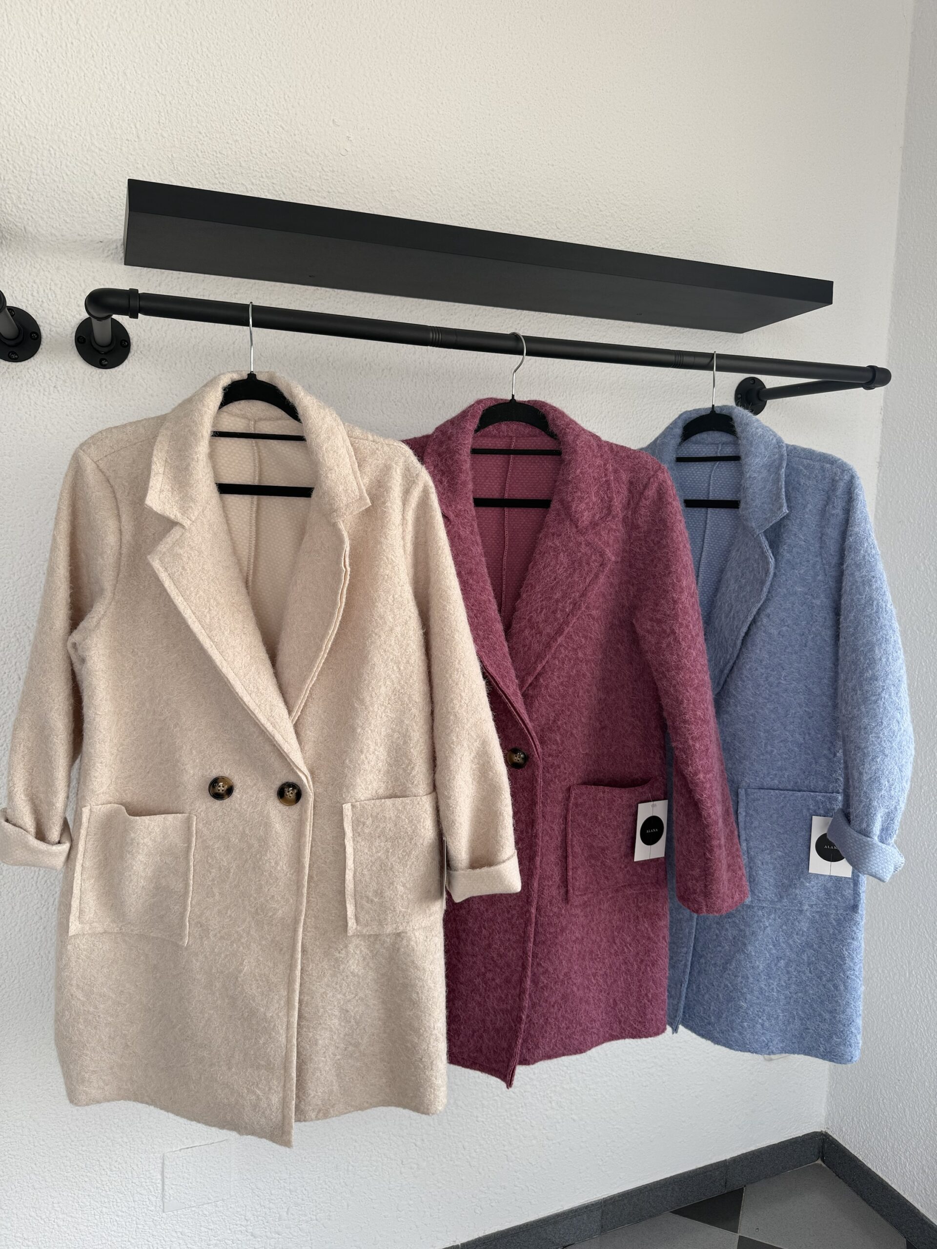 img_4266 Abrigo sin forro - Imagen 1