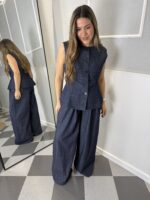 Chaleco vaquero con cintura marcada - Imagen 2