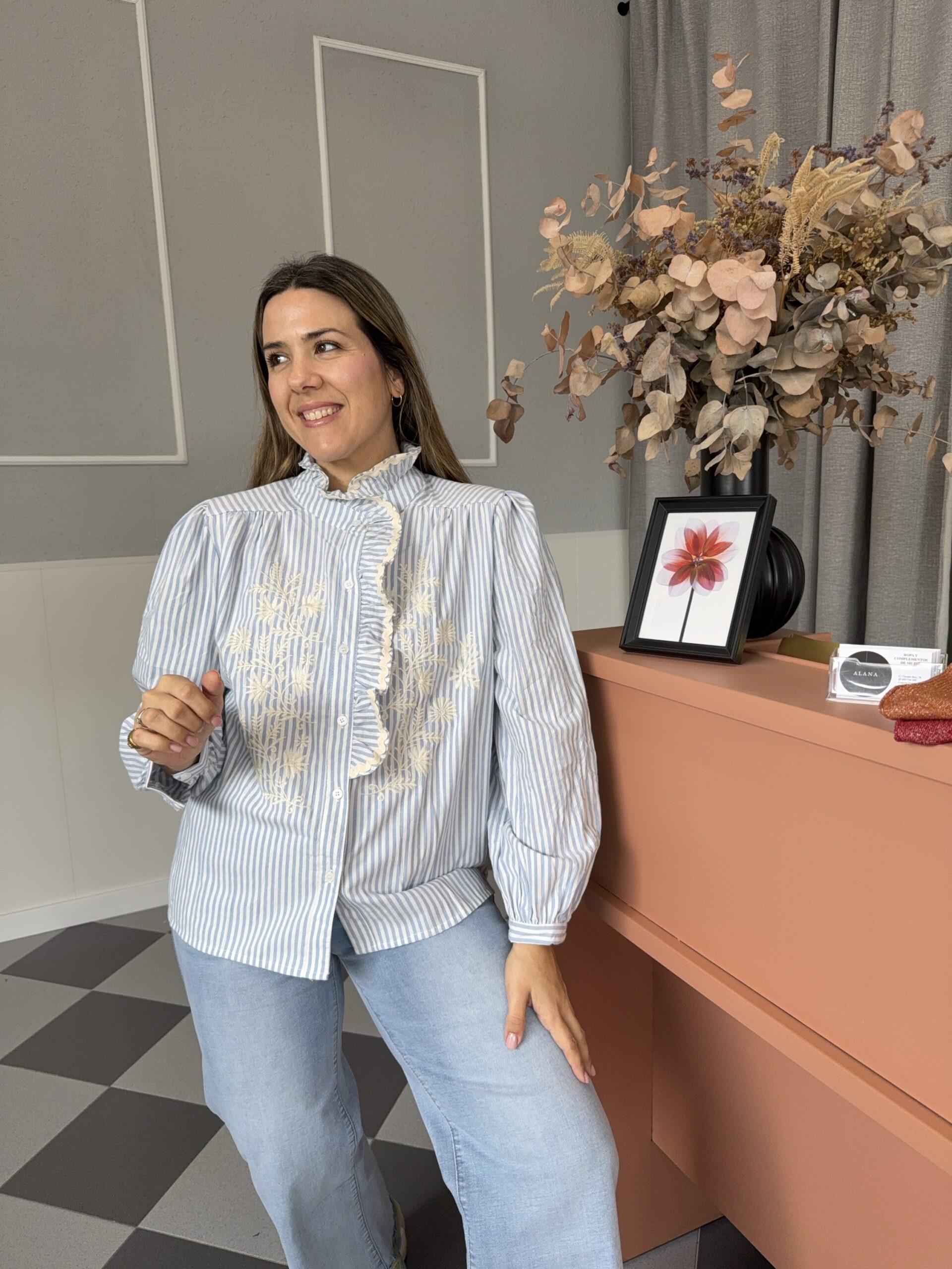 img_5859 Camisa rayas bordada - Imagen 1