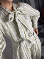 Camisa flores lazada