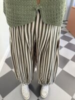 Pantalón rayas bombacho - Imagen 2
