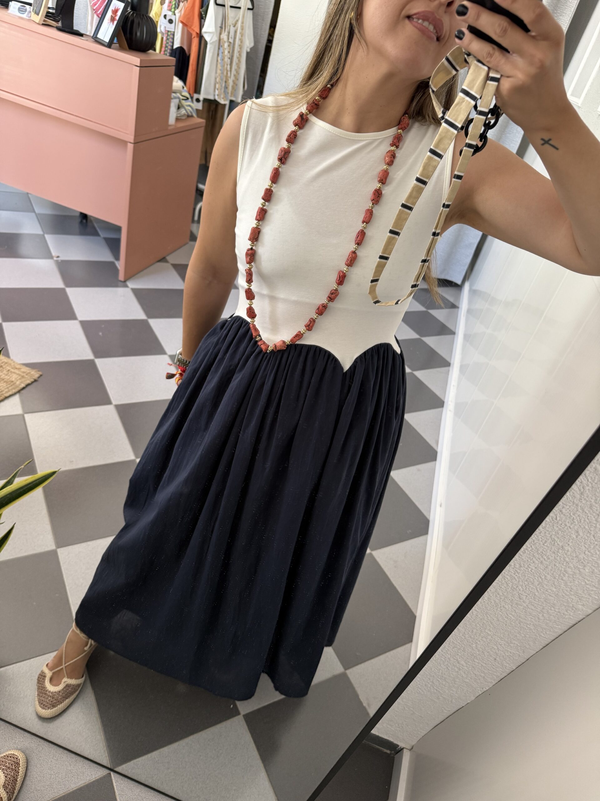 img_1650-2 Vestido cuerpo combinado - Imagen 1