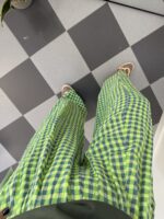Pantalón vichy fluorescente - Imagen 2