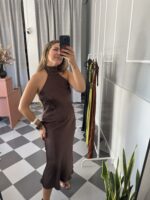 Vestido satinado cuello halter - Imagen 2