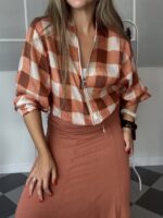 Chaqueta fina tipo bomber cuadros - Imagen 4