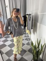 Camisa satinada gris - Imagen 2