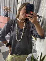 Camisa satinada gris - Imagen 3