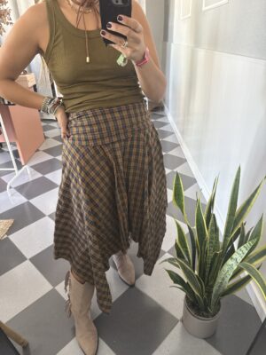 Falda asimétrica
